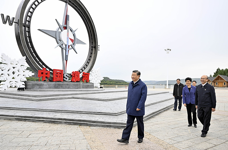 9月6日至8日，中共中央總書記、國家主席、中央軍委主席習(xí)近平在黑龍江考察。這是6日下午，習(xí)近平在大興安嶺地區(qū)漠河市北極村考察。