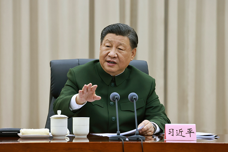 11月29日，中共中央總書記、國(guó)家主席、中央軍委主席習(xí)近平到武警海警總隊(duì)東海海區(qū)指揮部視察。這是習(xí)近平發(fā)表重要講話。